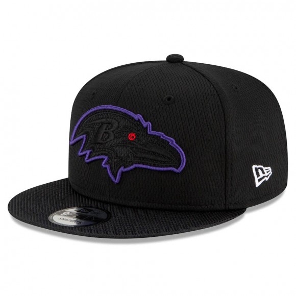 Youth Baltimore Ravens Black 2021 NFL Sideline Road 9FIFTY Snapback Hat