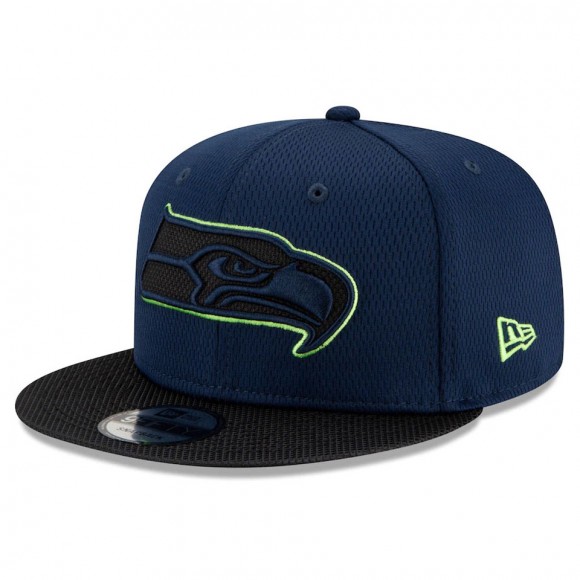 Youth Seattle Seahawks College Navy Black 2021 NFL Sideline Road 9FIFTY Snapback Hat