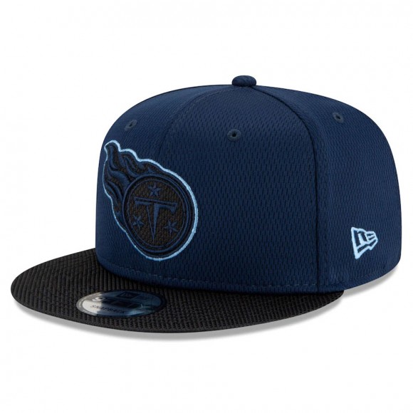 Youth Tennessee Titans Navy Black 2021 NFL Sideline Road 9FIFTY Snapback Hat