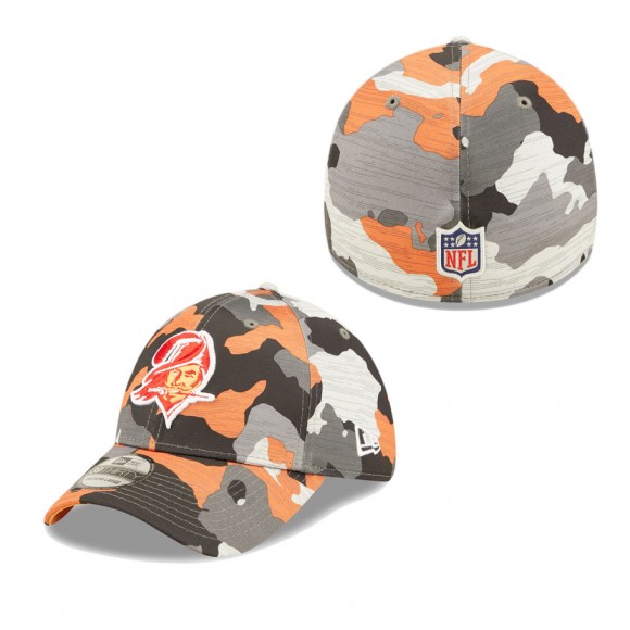 Men's Tampa Bay Buccaneers Camo 2022 NFL Training Camp Official Historic Logo 39THIRTY Flex Hat